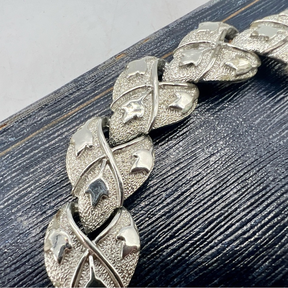 Vintage CORO silver tone link bracelet 7” - Picture 8 of 10